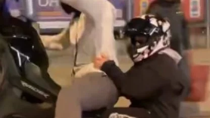 Ön tekerini kaldırmak istediği motosikleti deviren sürücüye 51 bin TL ceza