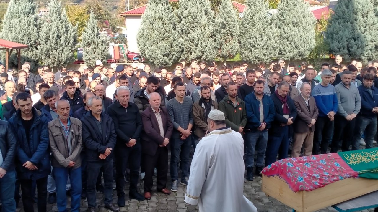 Patpatın çarptığı 2 yaşındaki Eslem öldü, ablası ağır yaralı