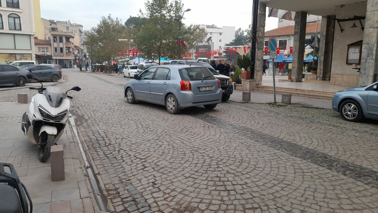 Sındırgı&#039;da 4.4 büyüklüğünde deprem