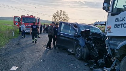 Tekirdağ'da beton mikseri ile minibüs çarpıştı: 1 ölü