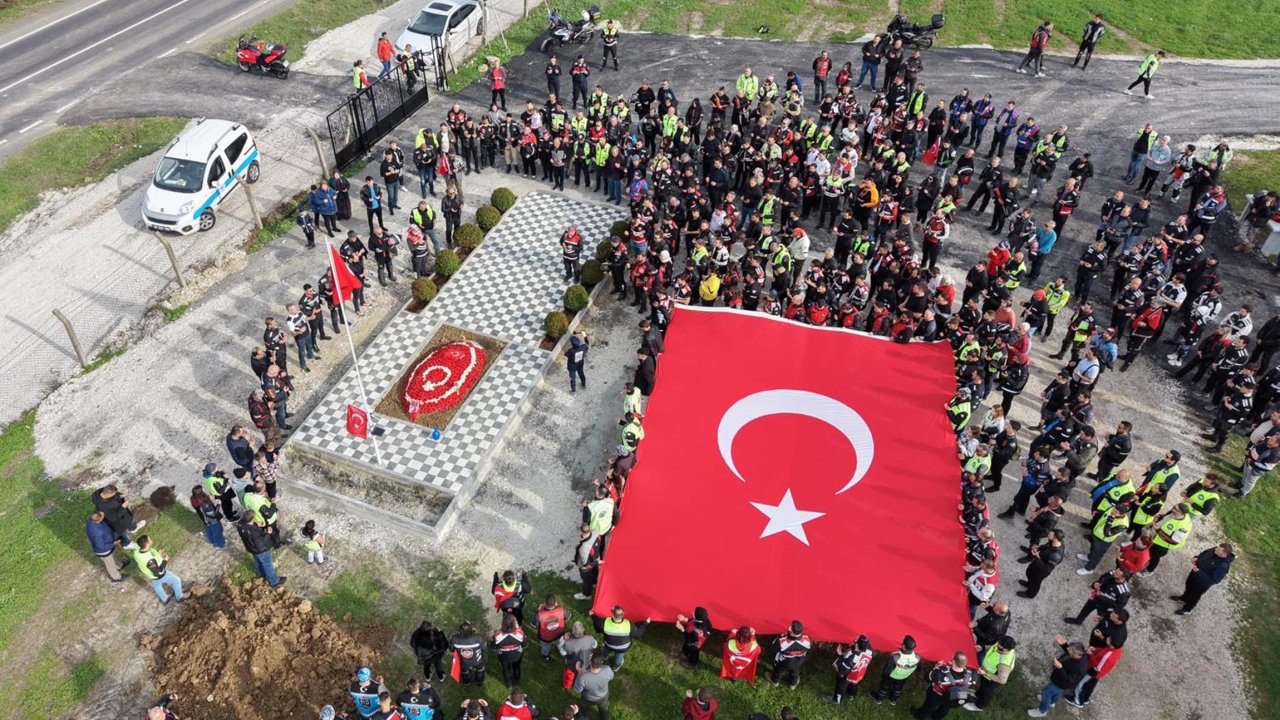 Trakya&#039;daki 500 motosiklet tutkunundan şehit ailesine ziyaret