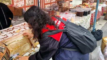 Yöresel pazardaki mevzuata aykırı ürünlere el konuldu