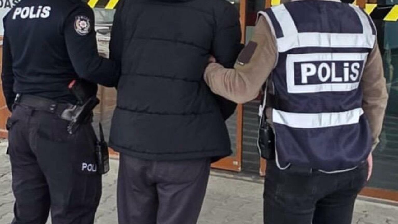 15 yıl hapis cezası ile aranan Cezayirli hükümlü, sahte kimlikle yakalandı