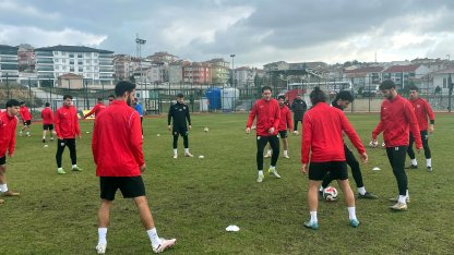17 futbolcusu hak mahrumiyeti alan Edirnespor’da teknik direktörden destek çağrısı