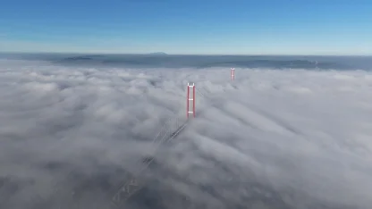 1915 Çanakkale Köprüsü siste kayboldu