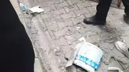 5’inci katta çalışırken iskeleden düşen işçi ağır yaralandı