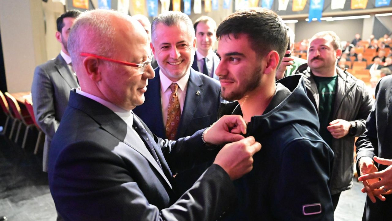 AK Parti Bursa İl Başkanı Gürkan: Türkiye’nin en fazla üye yapan illerindeniz