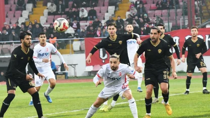 Balıkesirspor evinde Bornova'ya takıldı