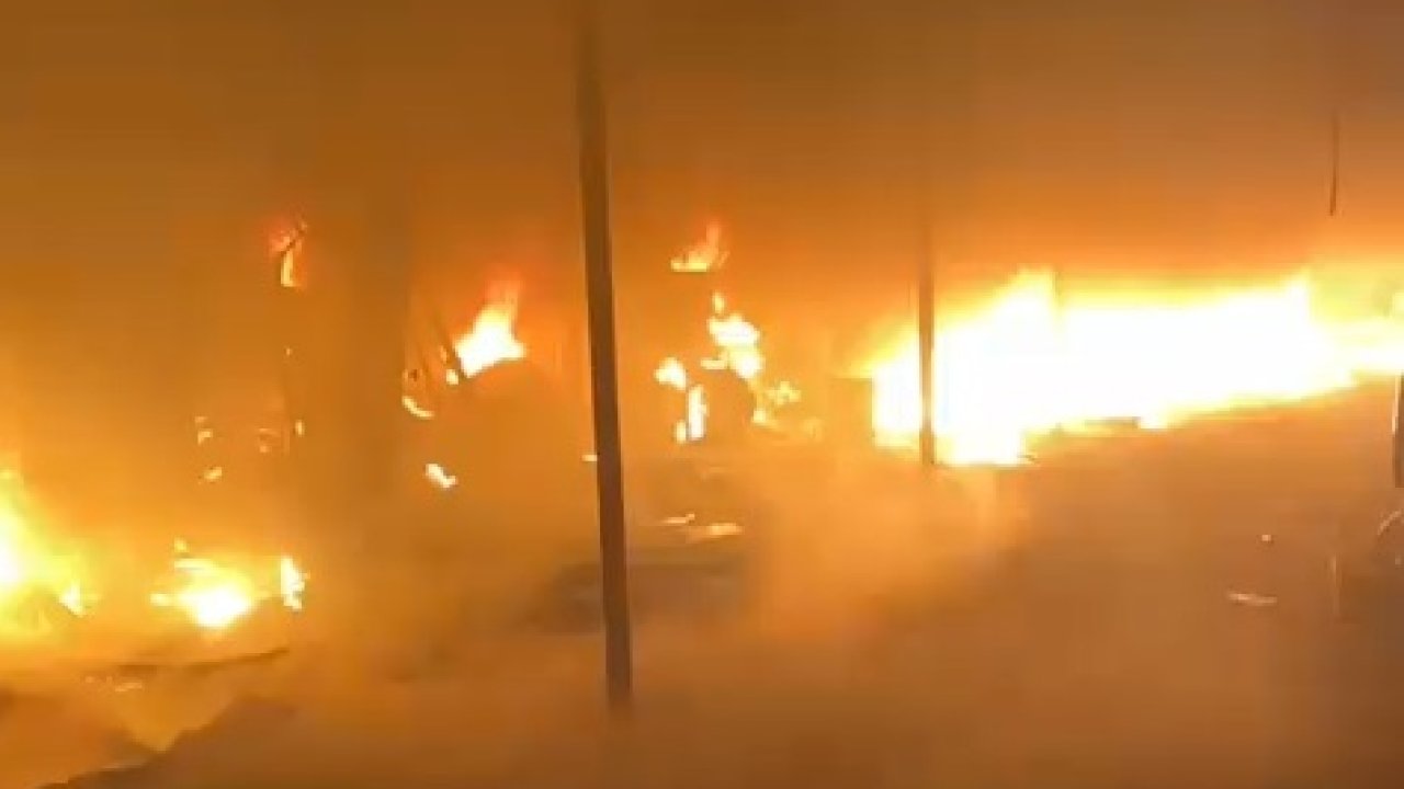 Bursa’da işçilerin kaldığı baraka, alev alev yandı