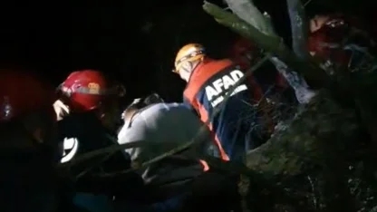 Bursa’da ormanda mahsur kalan vatandaş ekipler tarafından kurtarıldı