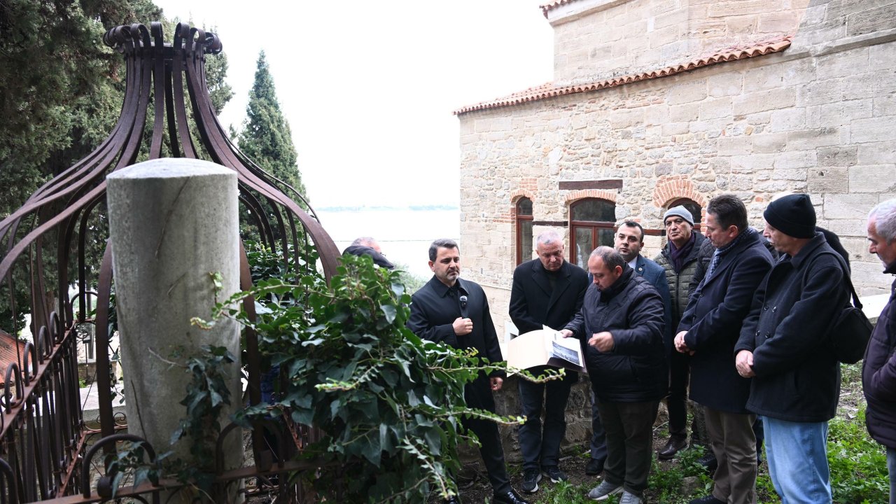 Çanakkale'de 124 yıl sonra kabrine ulaşılan Necip Paşa anıldı