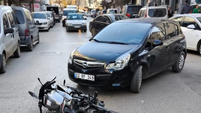 Edirne’de 2 ayrı kazada 3 kişi yaralandı