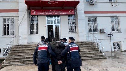 Edirne’de 3 göçmen kaçakçısı tutuklandı