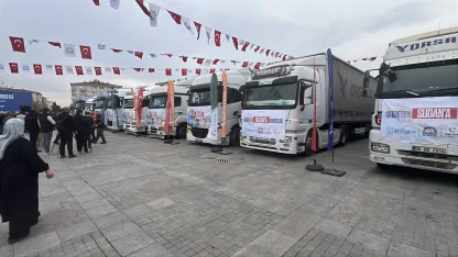 Gebze'den Sudan'a 10 TIR yardım malzemesi gönderildi