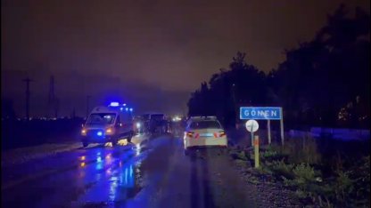 Gönen'de işçi servis midibüsü ile otomobil çarpıştı: 1 ölü, 13 yaralı