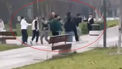 İki grubun tekmeli-yumruklu kavgası kamerada