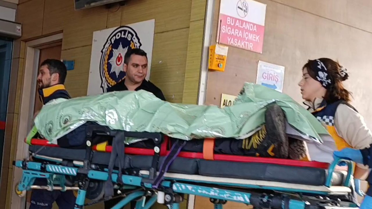 Kaza yapıp bilincini kaybeden sürücüsü, 9 saat sonra donmak üzereyken bulundu