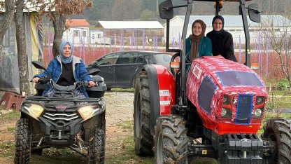 Kentten kırsala dönüp yaban mersini yetiştiren kadınlar, hemcinslerinin de bütçelerine katkı sağlıyor / Ek fotoğraflar