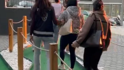 Masaj salonlarına fuhuş operasyonunda gizli bölmeler, zil sistemi bulundu; 15 gözaltı