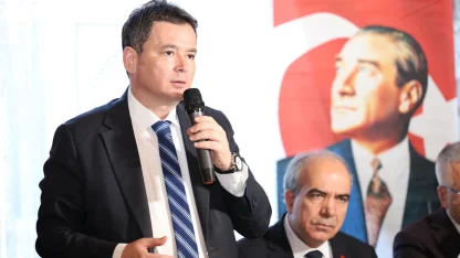 Osmangazi Belediyesi, Arap Şükrü Sokağı için Anıtlar Kurulu’na proje sundu