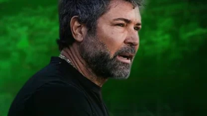 Sakaryaspor’da yeni teknik direktör Hakan Kutlu oldu