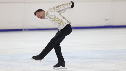 Şampiyon buz patenci spora başladığı pistte jübilesini yaptı