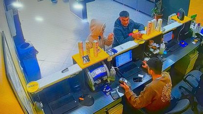 SMA hastası çocuğa yardım için konulan kumbarayı çaldı; o anlar kamerada