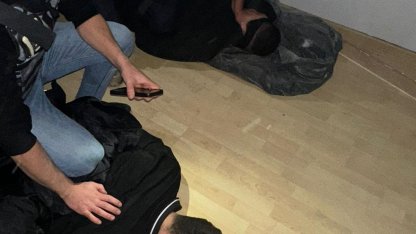 Tekirdağ'da hapis cezasıyla aranan iki hükümlü saklandıkları çatı katında yakalandı