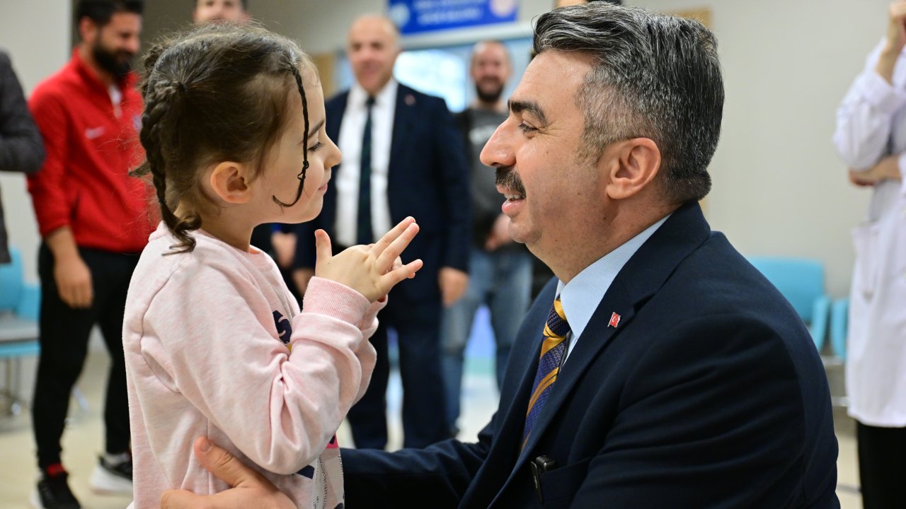 Yıldırım Belediyesi, &#039;engelleri&#039; sevgi ile aşıyor