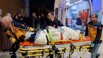 Yük asansöründe sıkışan kadın işçi yaralandı