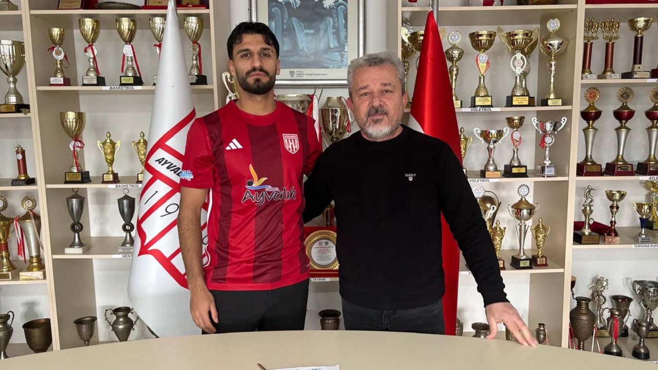 Ayvalıkgücü Berdan'ı kadrosuna dahil etti