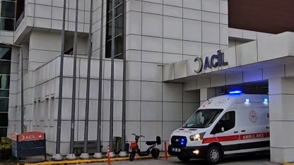 Bungalov tesisinde havuza düşen 3 yaşındaki çocuk, boğulma tehlikesi geçirdi