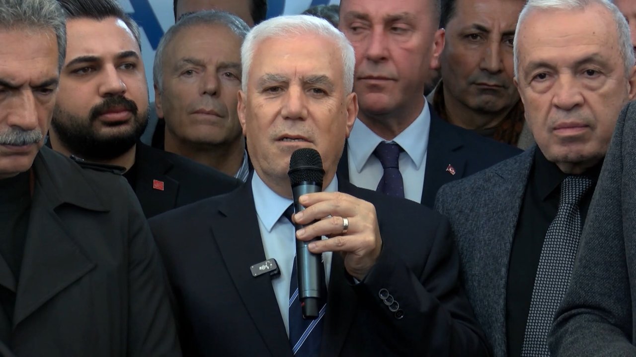 Bursa Büyükşehir Belediye Başkanı Bozbey’e saldırı girişimi; o anlar kamerada