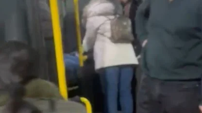 Bursa'da özel halk otobüsü şoförü, kalp krizi geçiren hastayı hastaneye yetiştirdi