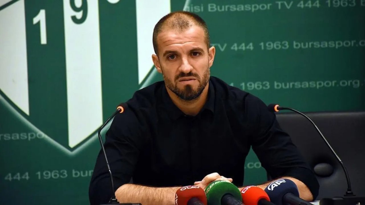 Bursaspor'da teknik direktörlük görevine Mustafa Er getirildi