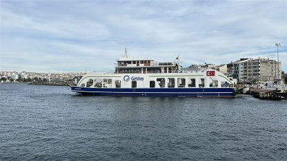 Çanakkale'de feribot seferlerine fırtına engeli