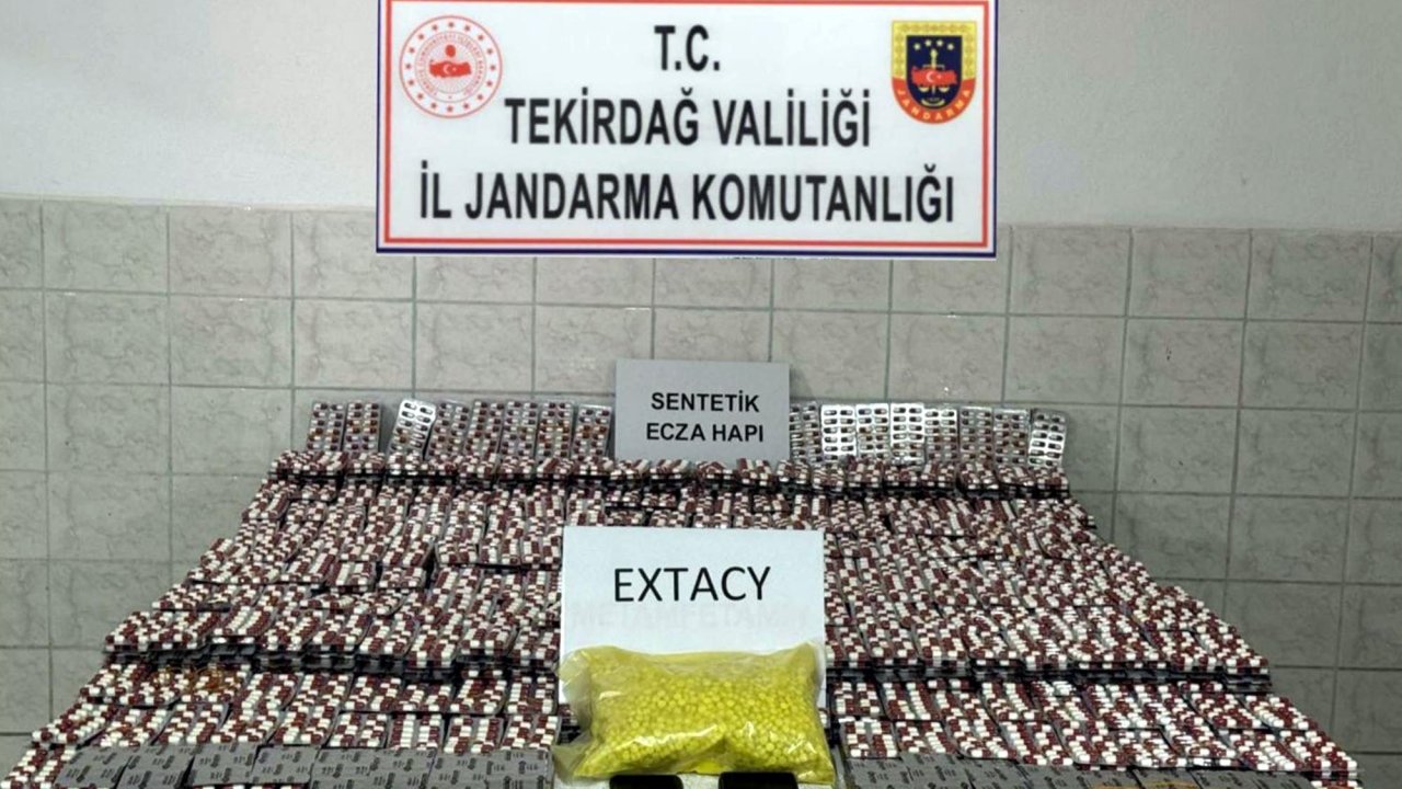 Çorlu'da 33 bin hap ele geçirildi, 2 tutuklama