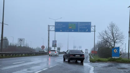 Çorlu’da yağmur ve sis etkili oldu