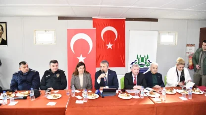Edirne Valisi Sezer, Keşan’da muhtarlar ve vatandaşlarla bir araya geldi