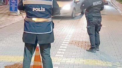 Edremit'te yılbaşı gecesi asayiş ve trafik denetimi; sürücülere ceza yağdı