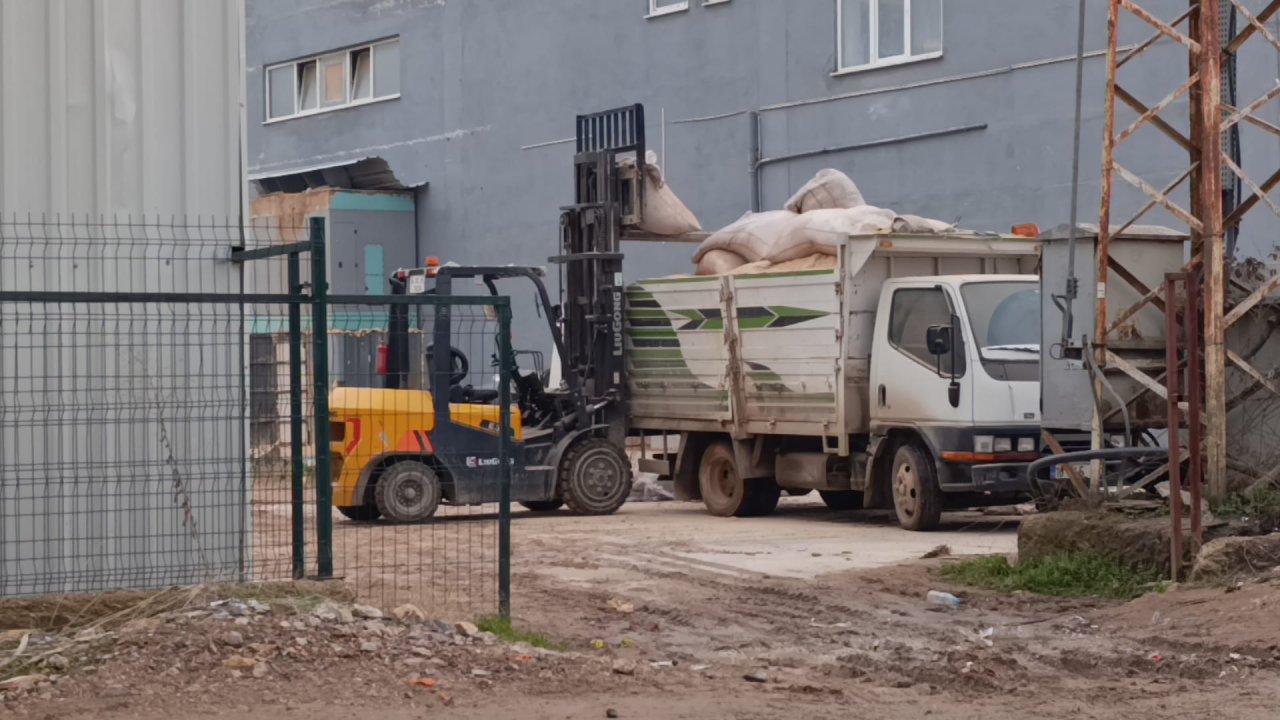 Forkliftten düşüp öldü
