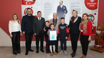 İlkokul öğrencisi İpek'in davetini Nilüfer Belediye Başkanı kırmadı