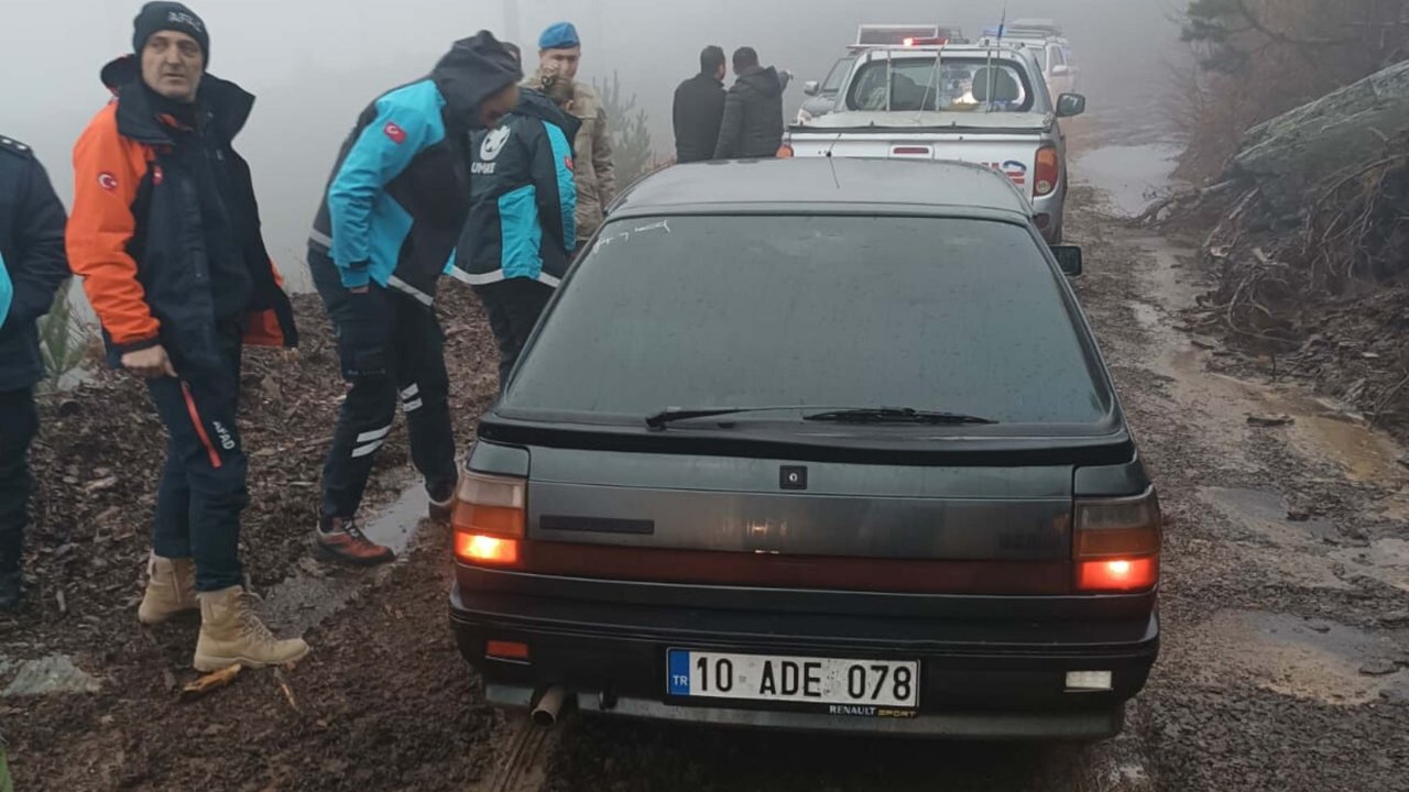 Kazdağları'nda kaybolan 3 kişi, 12,5 saatlik çalışmayla bulundu