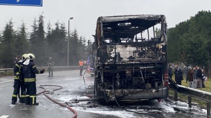 Kocaeli’de yolcu otobüsü yandı
