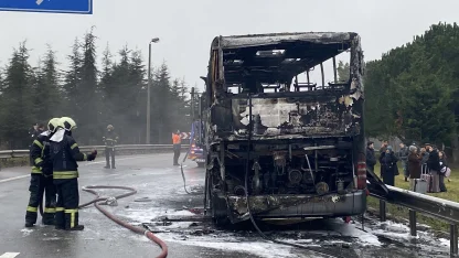 Kocaeli’de yolcu otobüsü yandı