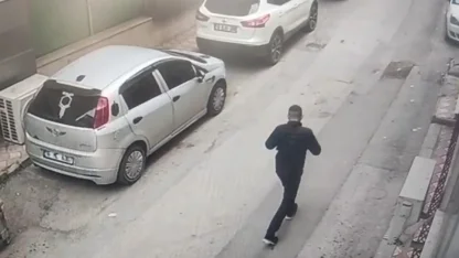 Kuyumculara sahte gram altın satan 2 şüpheli, kamera görüntüleriyle yakalandı