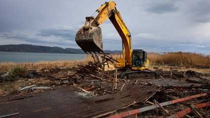 Sapanca Gölü kıyısındaki tüm kaçak yapılar kaldırıldı