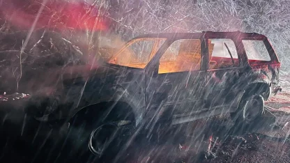 Seyir halindeyken alev alan cip yandı