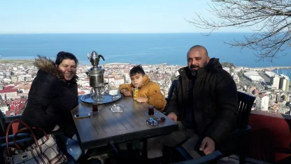 Sömestir tatili dönüşü kazada ölen çift toprağa verildi