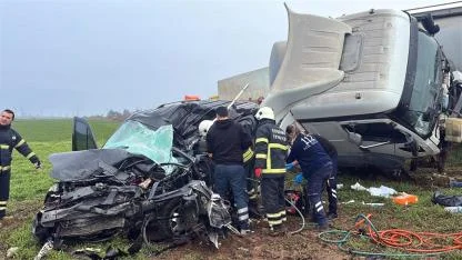 Tankerle otomobil çarpıştı, 1 ölü